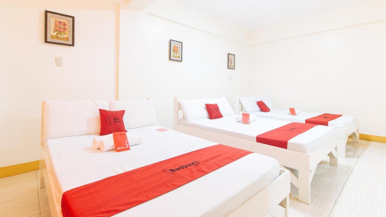 Reddoorz @ Golden Skye Hotel Guagua Luaran gambar