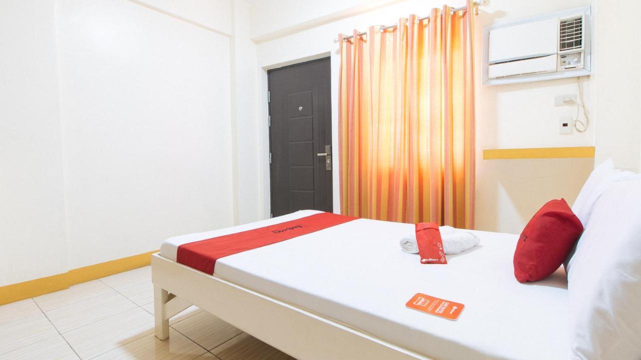 Reddoorz @ Golden Skye Hotel Guagua Luaran gambar
