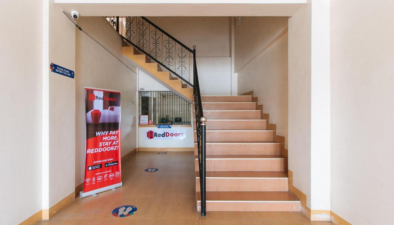 Reddoorz @ Golden Skye Hotel Guagua Luaran gambar
